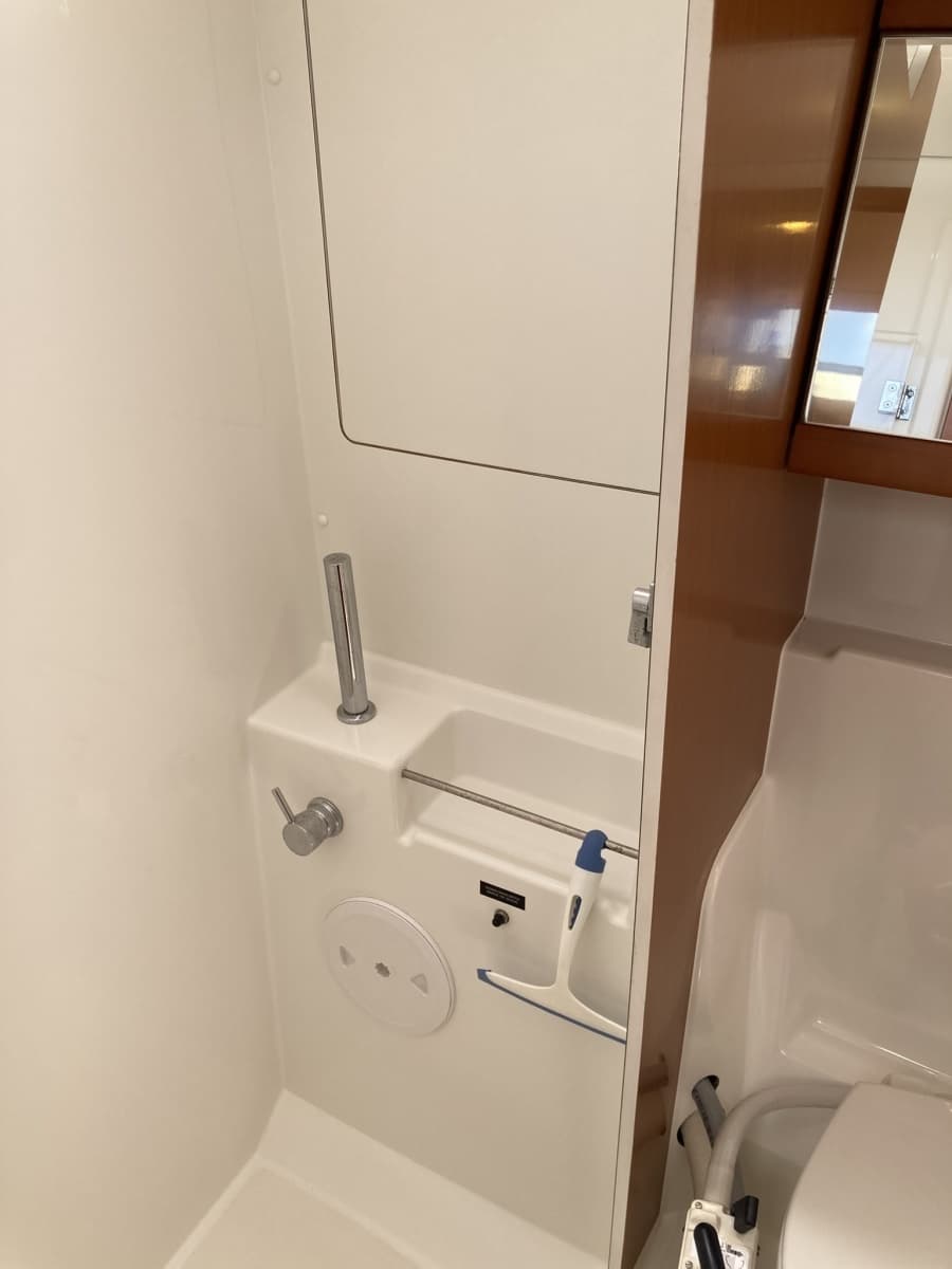 2018 Beneteau Oceanis 48 - Photo 52