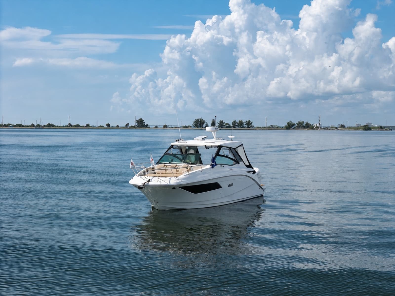 2025 Sea Ray 320 Sundancer - Photo 33