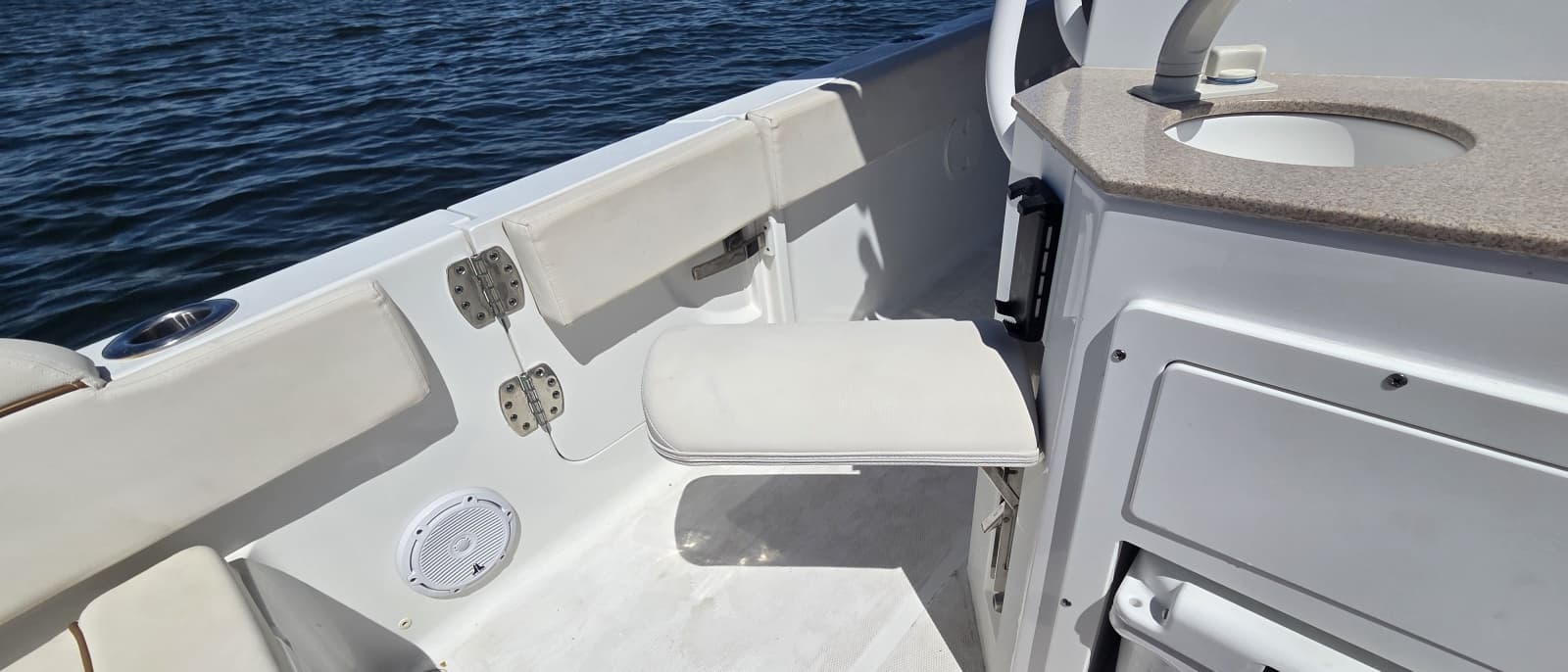 2021 Sea Hunt Escape 27 Center Console - Photo 26