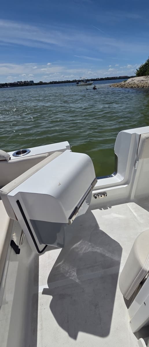2021 Sea Hunt Escape 27 Center Console - Photo 14