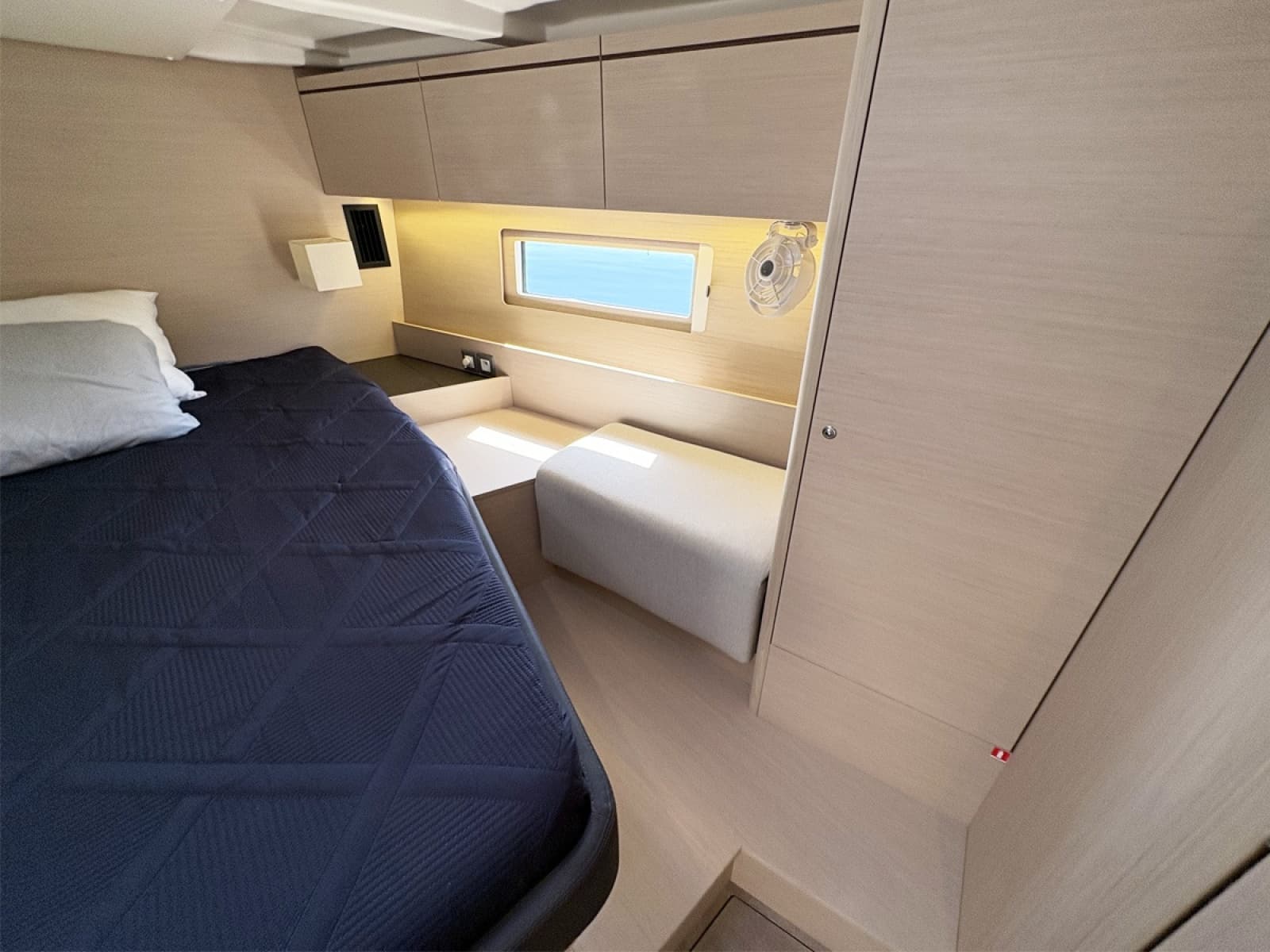 2020 Beneteau Oceanis 51.1 - Photo 31