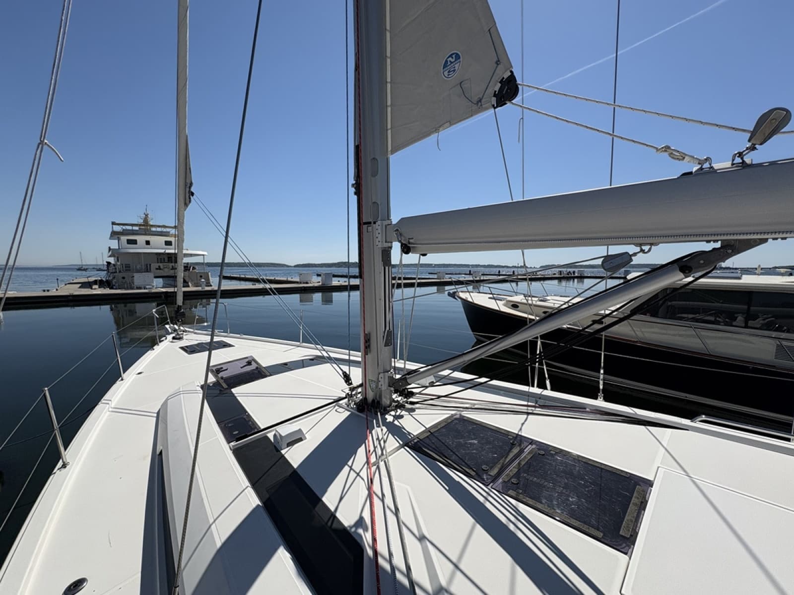 2020 Beneteau Oceanis 51.1 - Photo 6