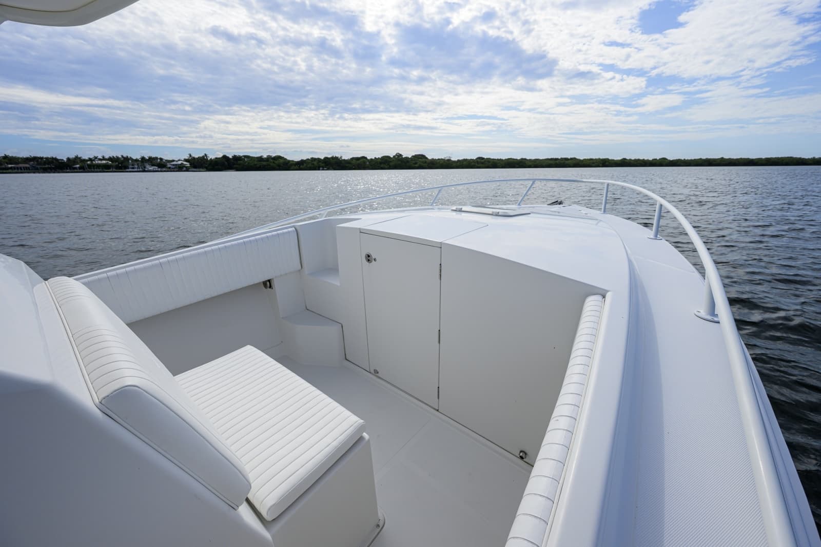 2003 Jupiter 31 Cuddy - Photo 24