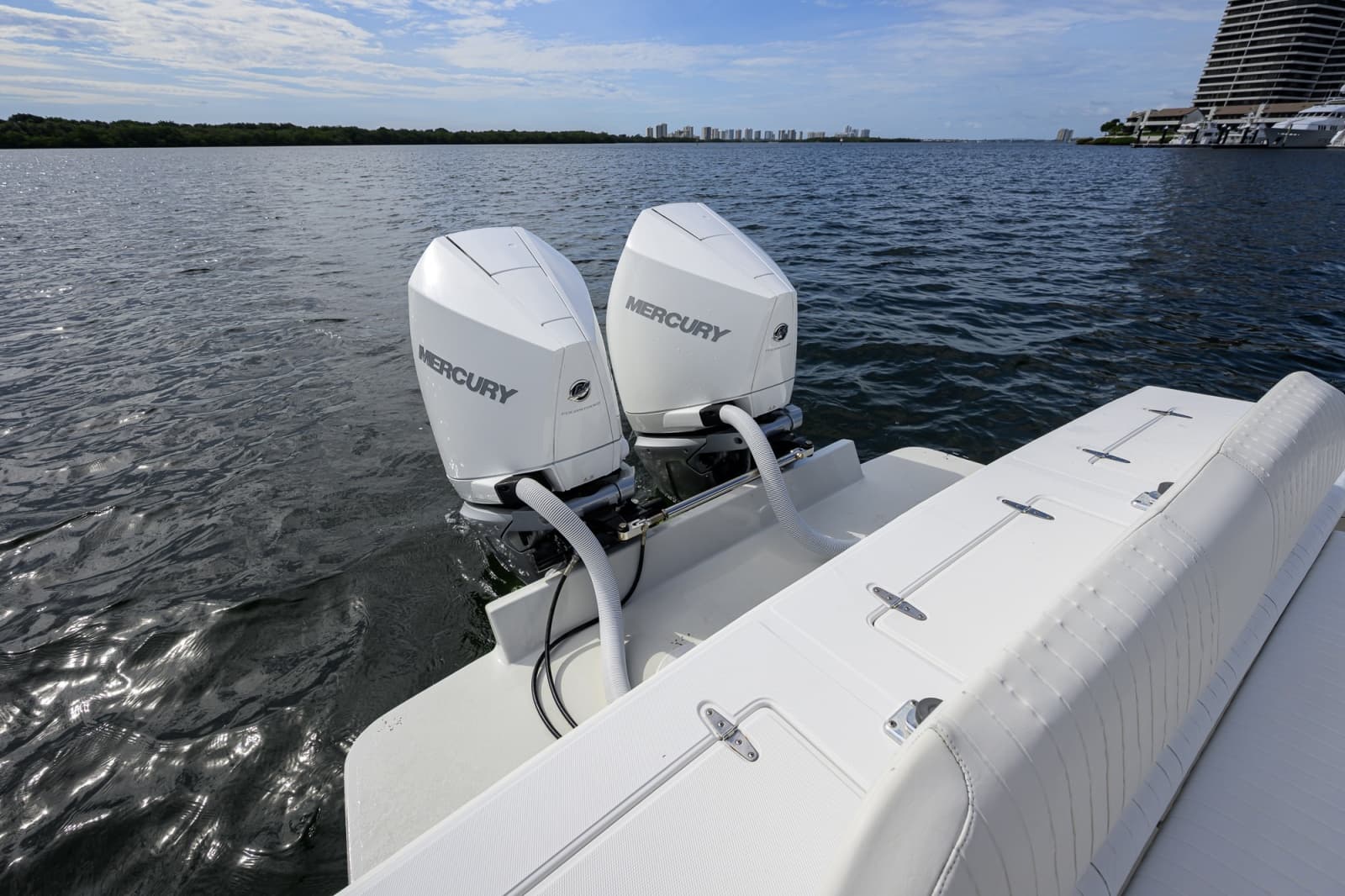 2003 Jupiter 31 Cuddy - Photo 32
