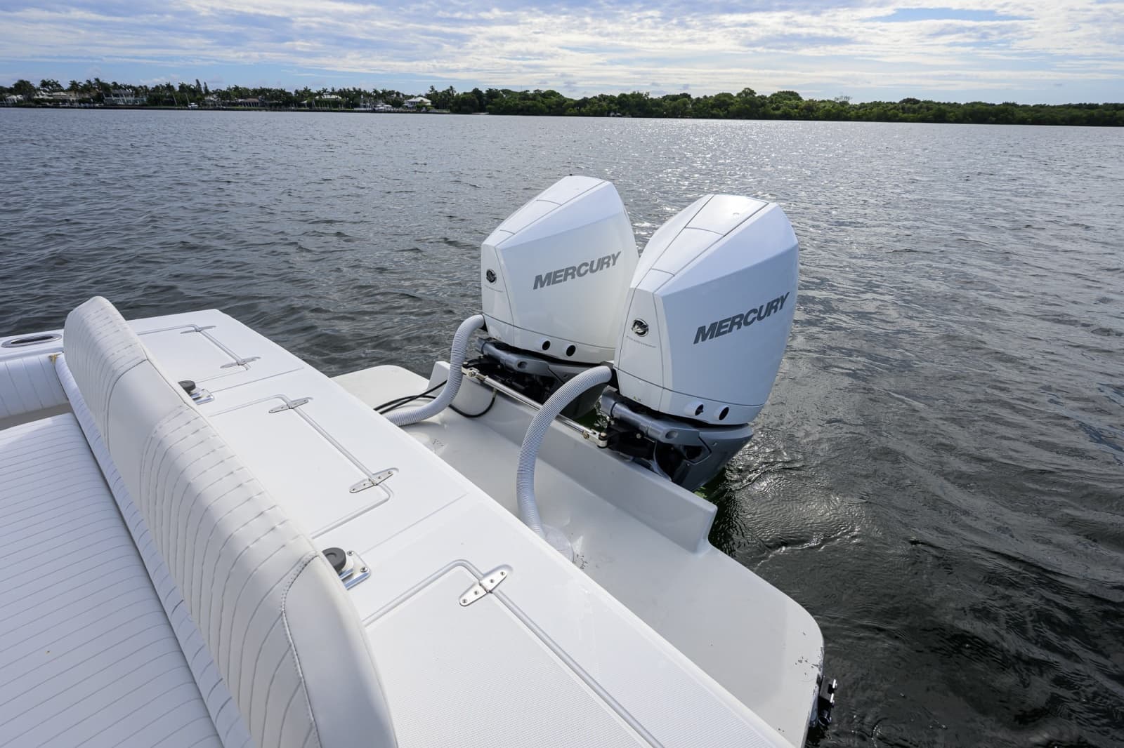 2003 Jupiter 31 Cuddy - Photo 30