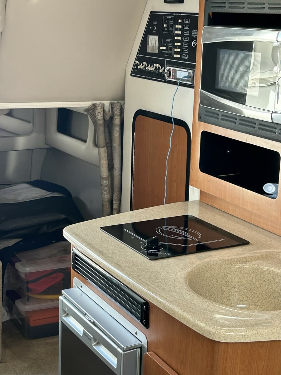 2010 Crownline  - Photo 8
