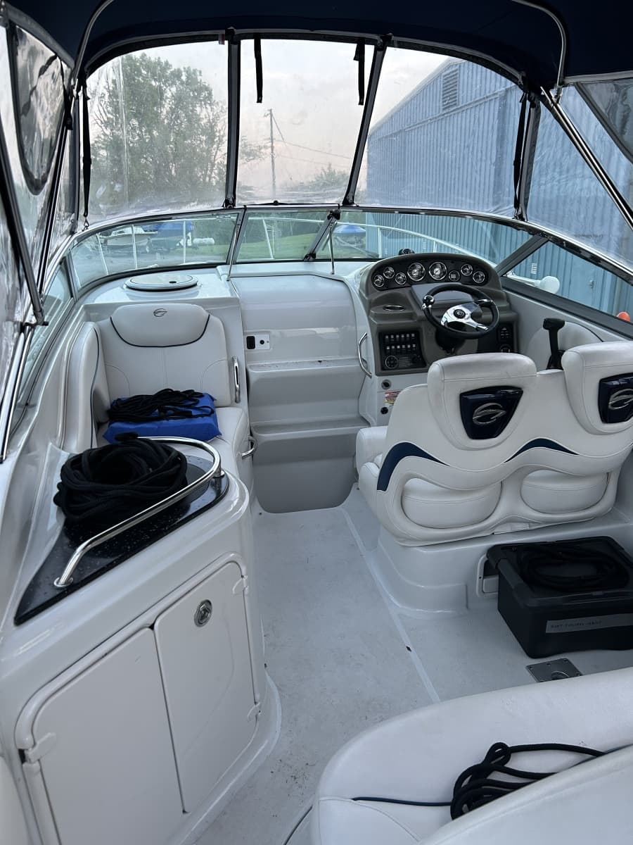 2010 Crownline  - Photo 6