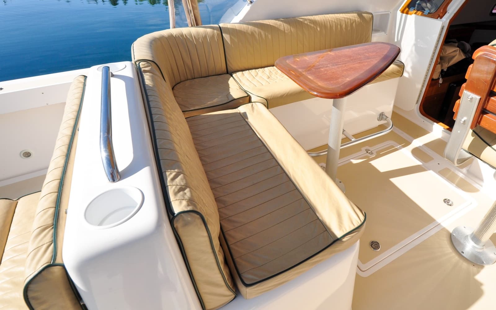 2005 Hunt Surfhunter 29 - Photo 45