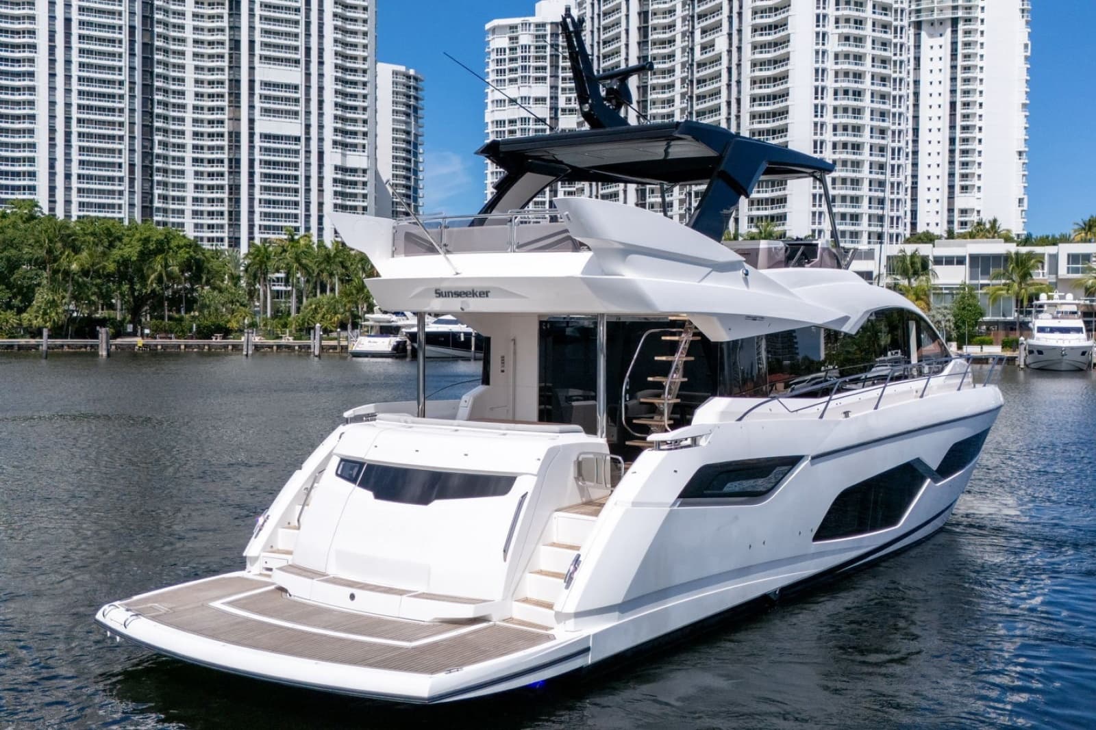 2023 Sunseeker Manhattan 68 - Photo 5