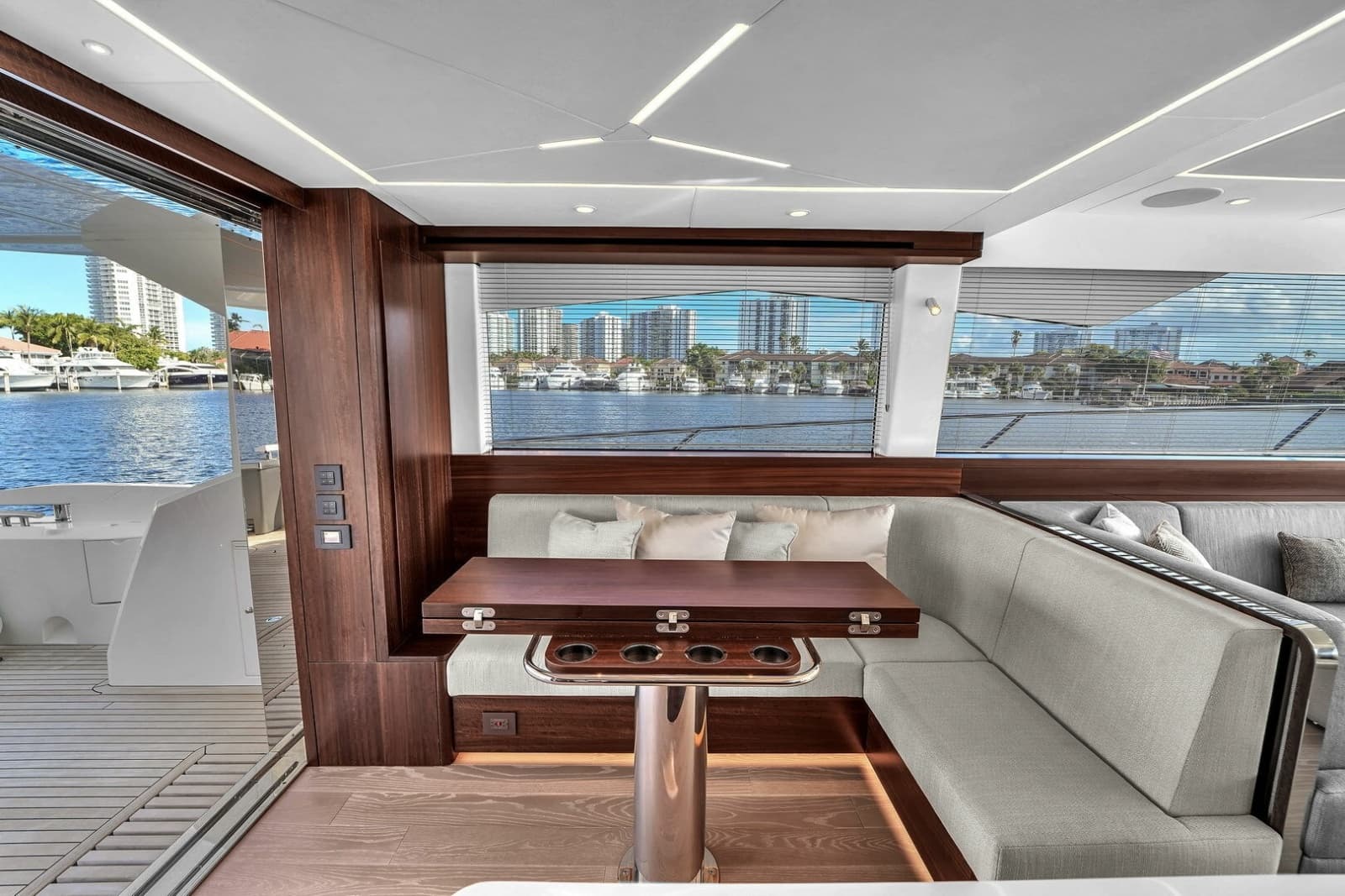 2023 Sunseeker Manhattan 68 - Photo 46