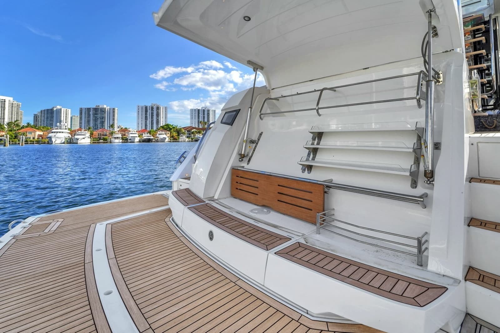 2023 Sunseeker Manhattan 68 - Photo 38