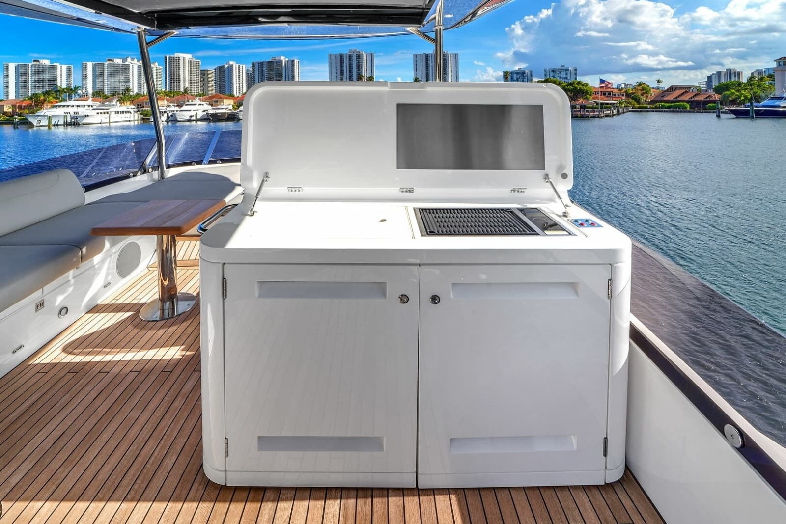 2023 Sunseeker Manhattan 68 - Photo 25