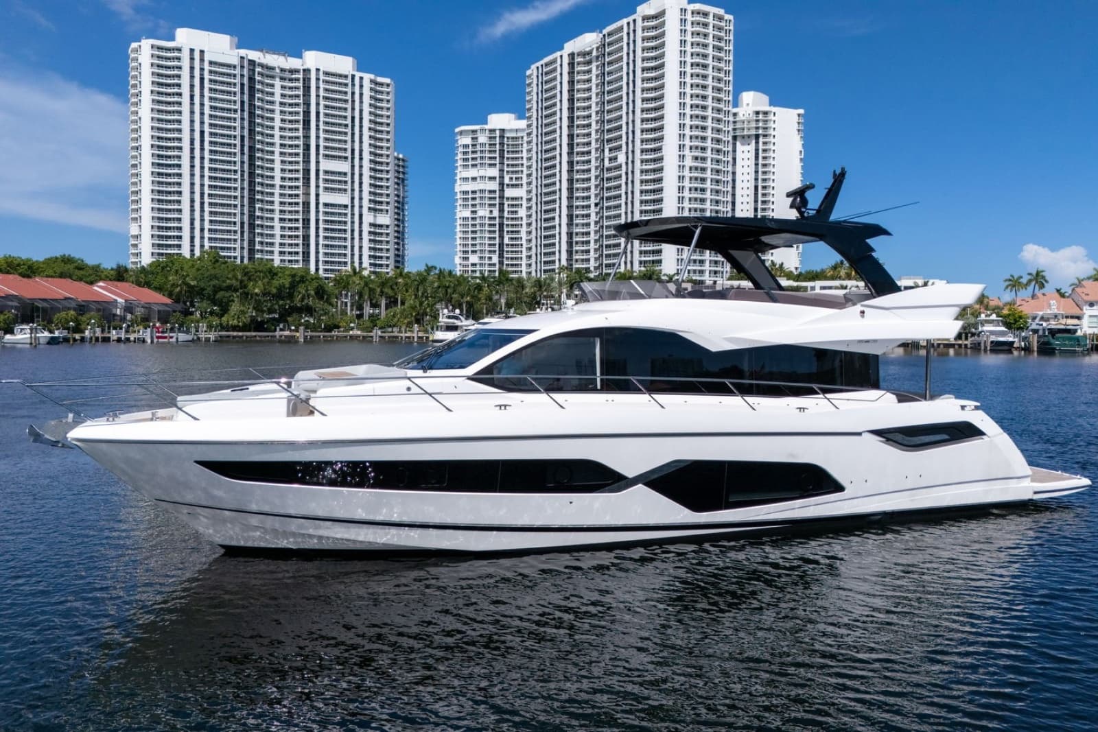 2023 Sunseeker Manhattan 68 - Photo 8