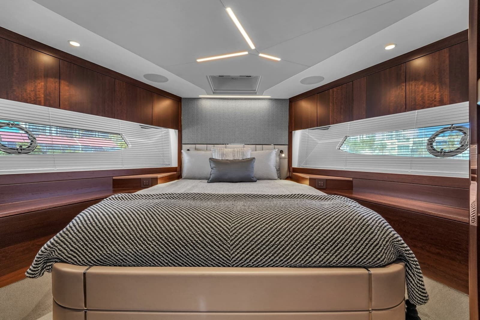 2023 Sunseeker Manhattan 68 - Photo 75