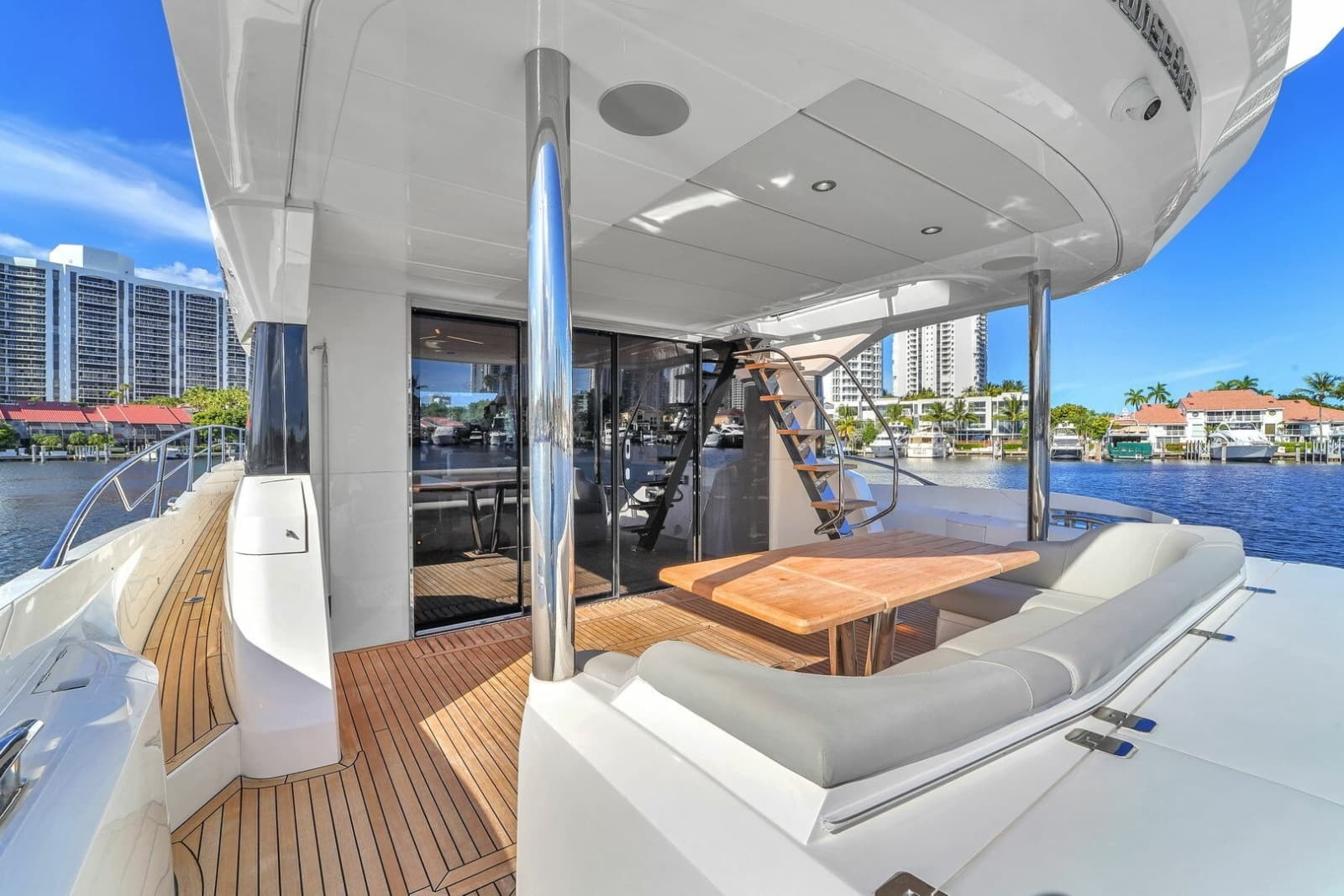 2023 Sunseeker Manhattan 68 - Photo 36