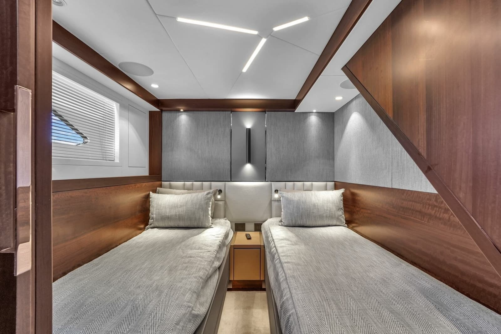 2023 Sunseeker Manhattan 68 - Photo 81