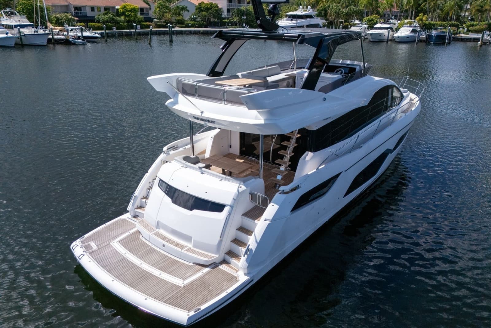 2023 Sunseeker Manhattan 68 - Photo 13