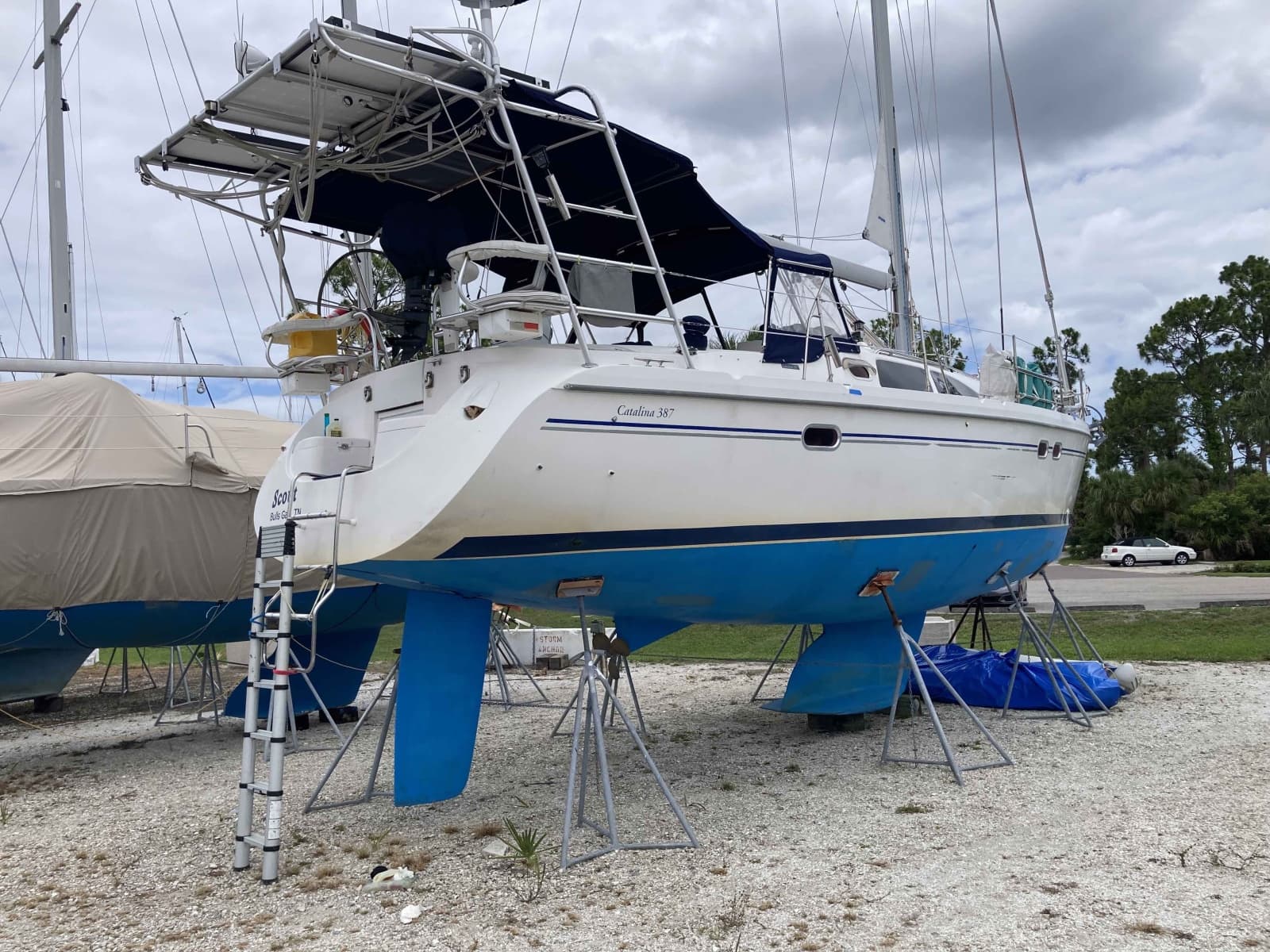 2002 Catalina 387 - Photo 3