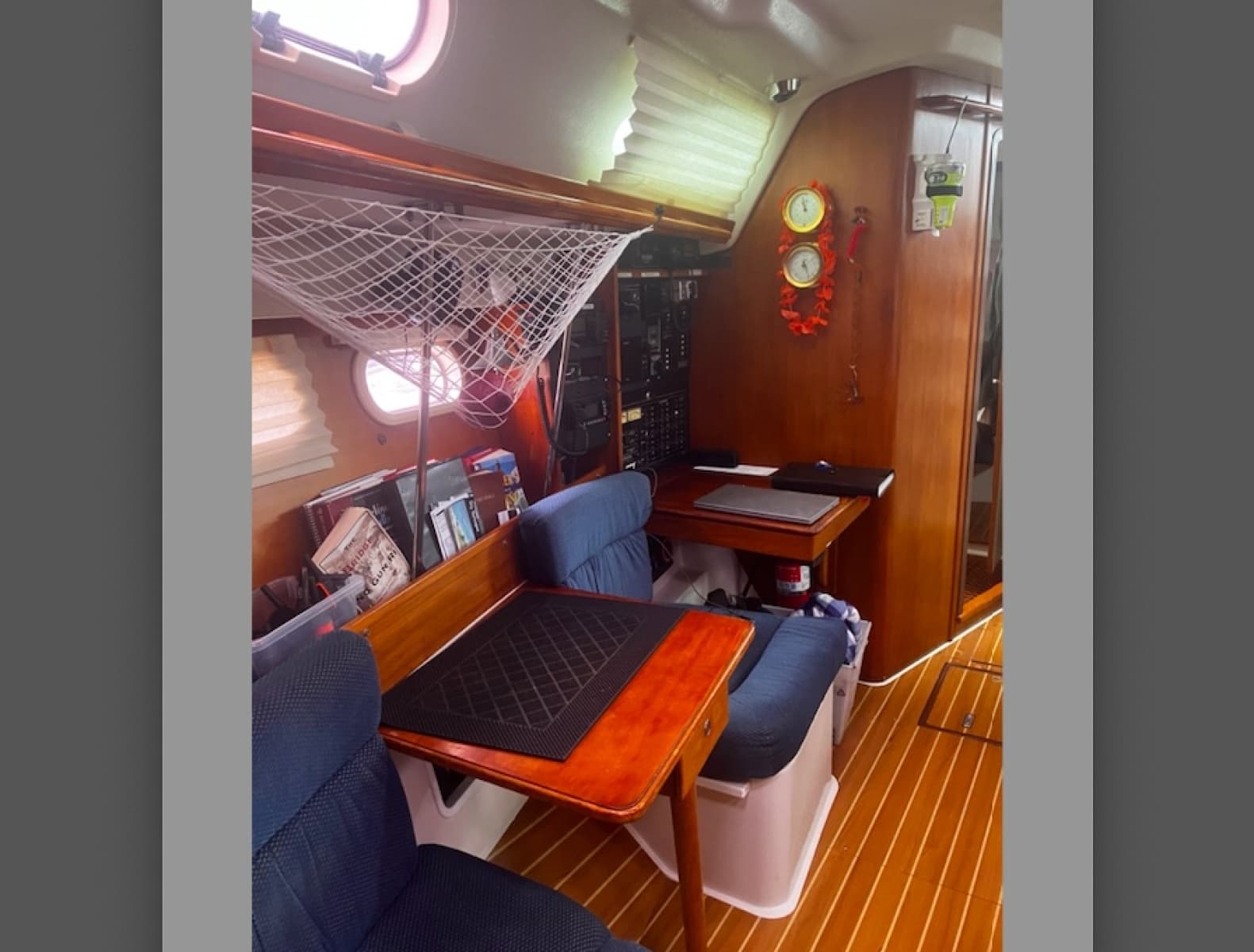 2002 Catalina 387 - Photo 13