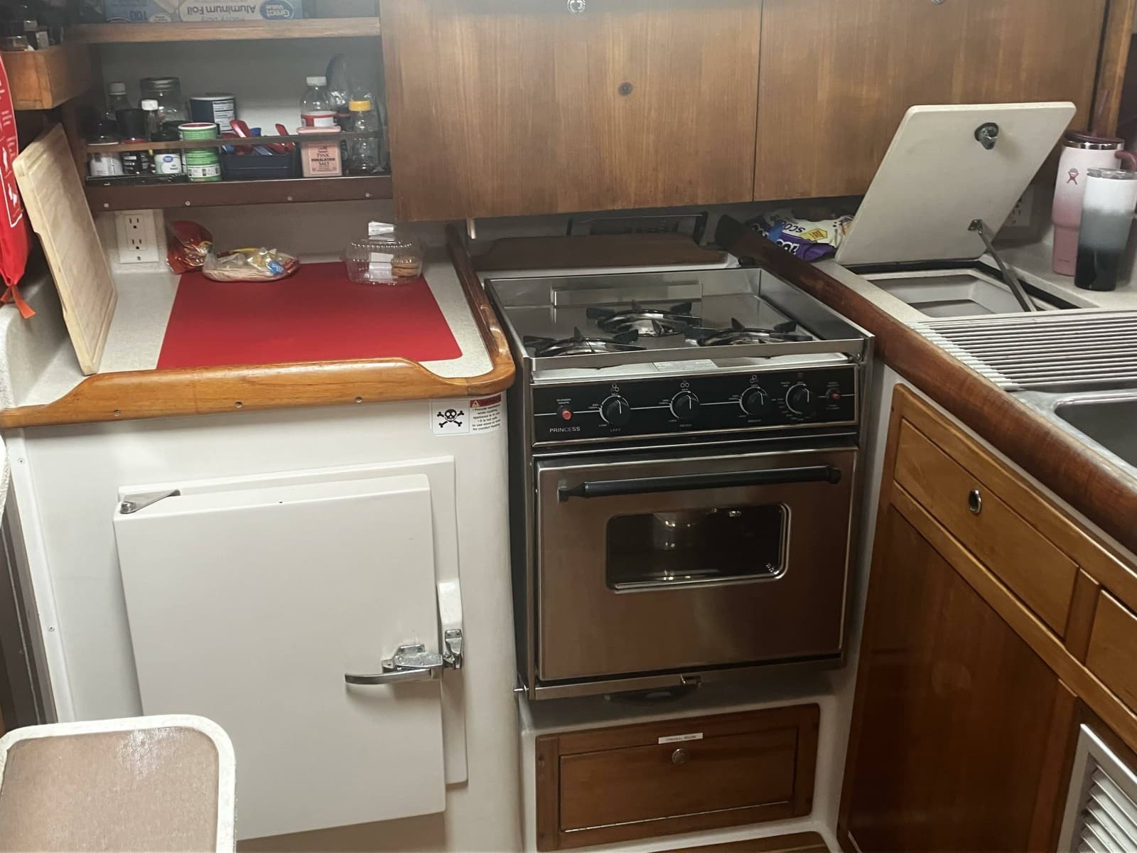 2002 Catalina 387 - Photo 14