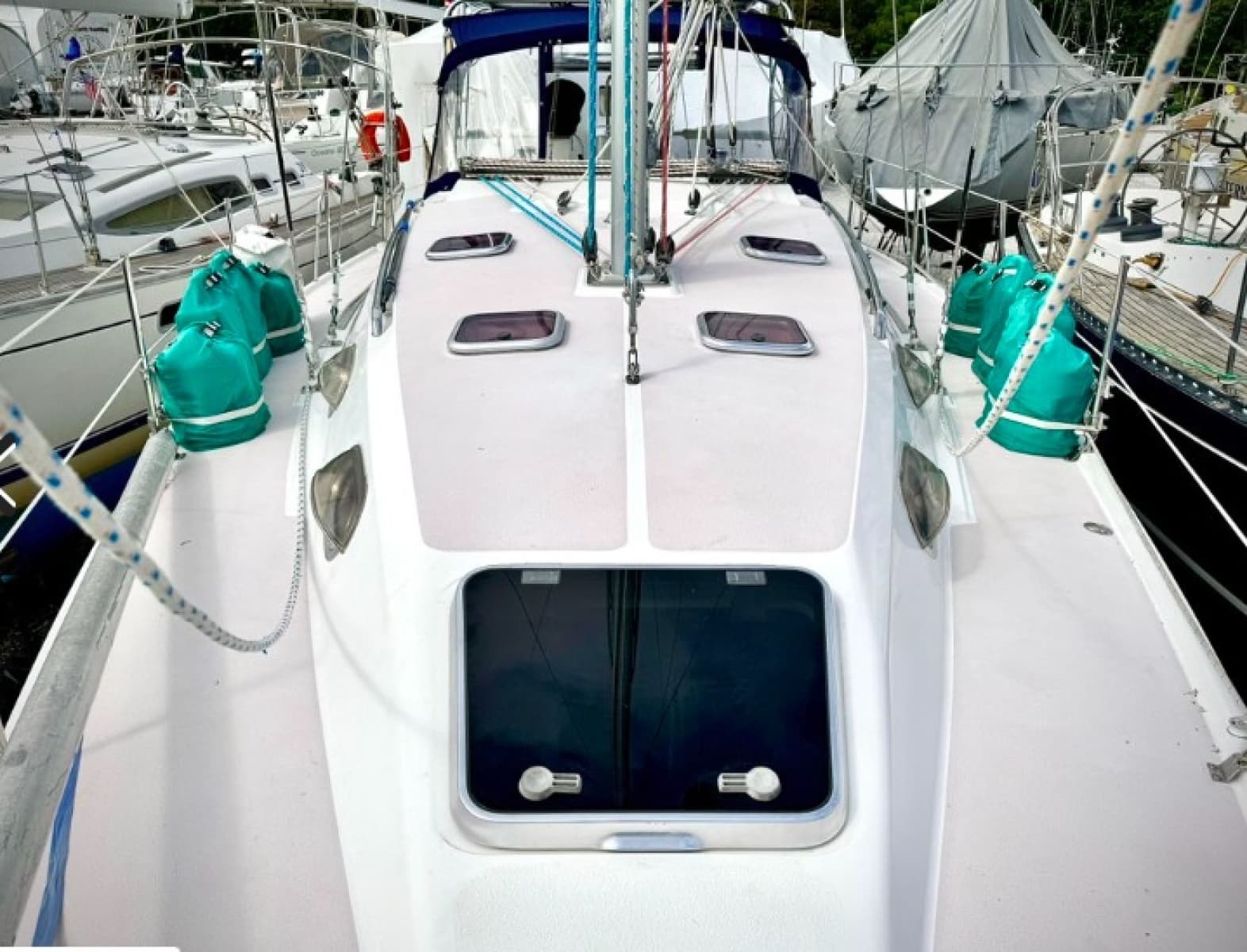 2002 Catalina 387 - Photo 5