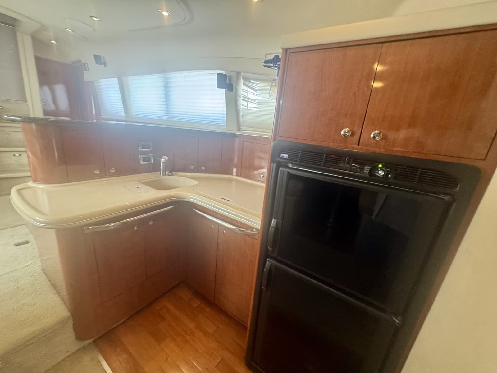 2003 Sea Ray 480 Motor Yacht - Photo 20