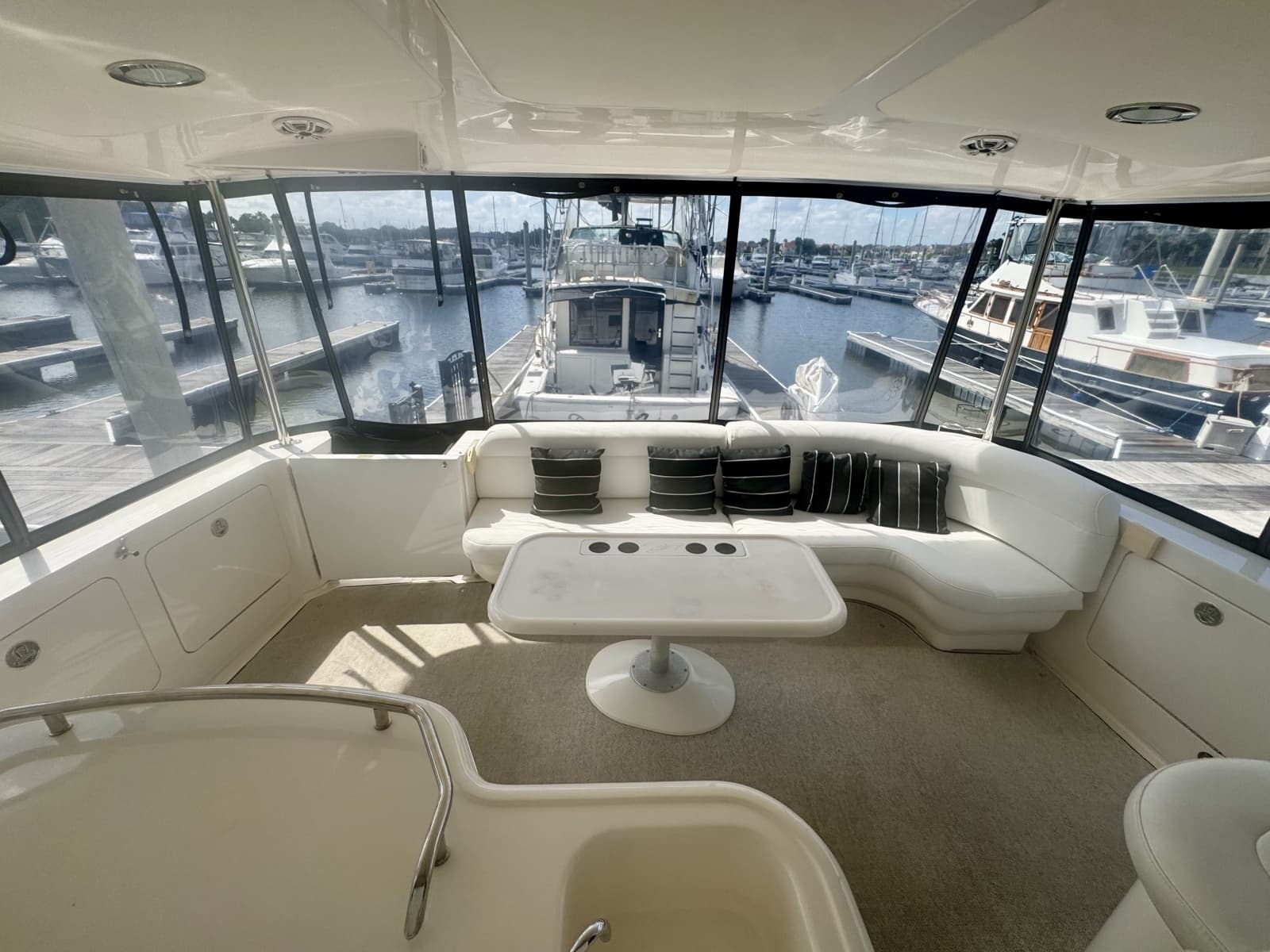 2003 Sea Ray 480 Motor Yacht - Photo 11