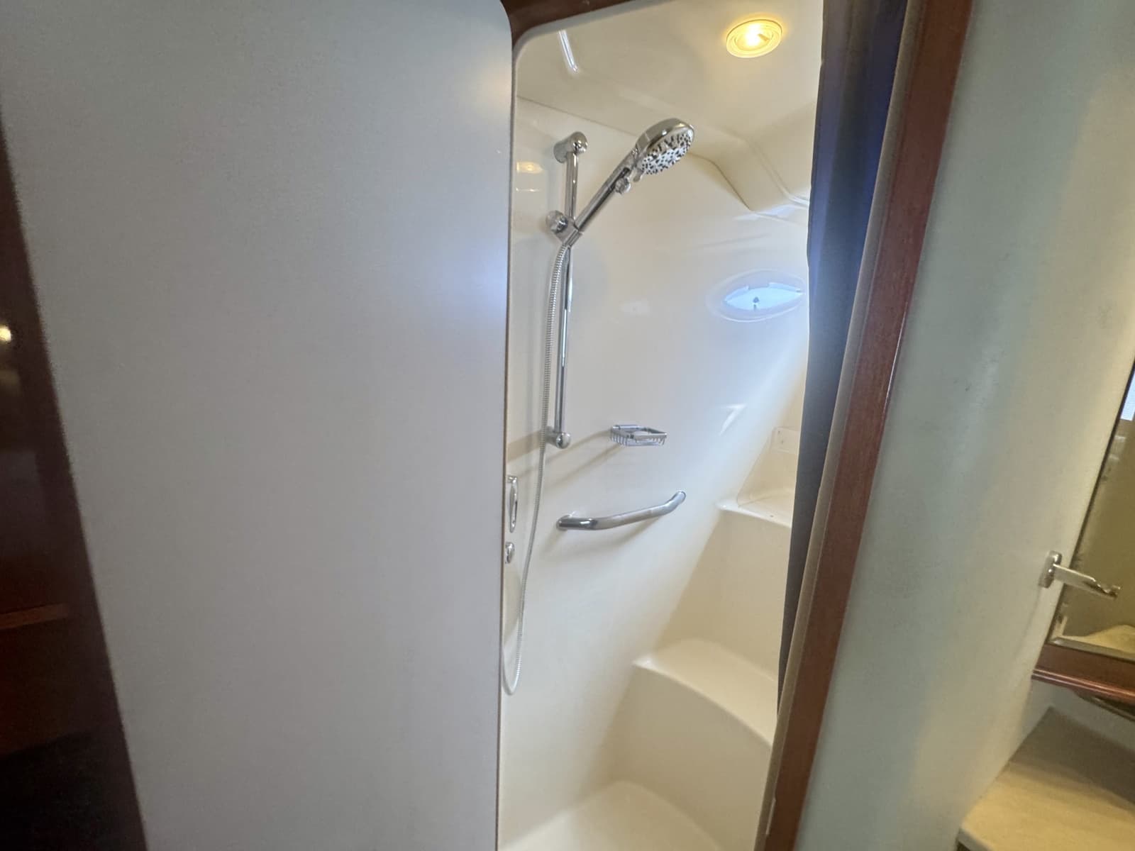2003 Sea Ray 480 Motor Yacht - Photo 45