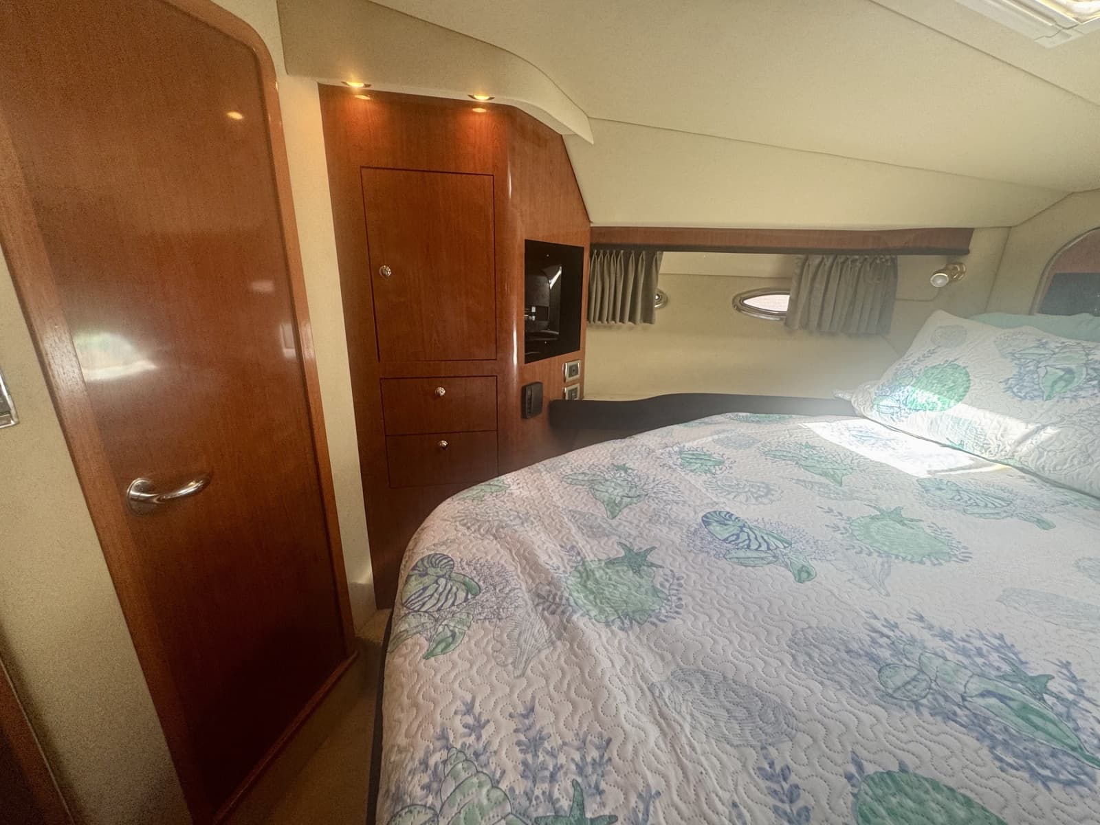 2003 Sea Ray 480 Motor Yacht - Photo 53