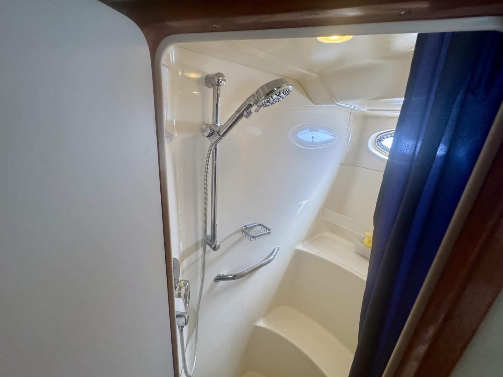 2003 Sea Ray 480 Motor Yacht - Photo 44