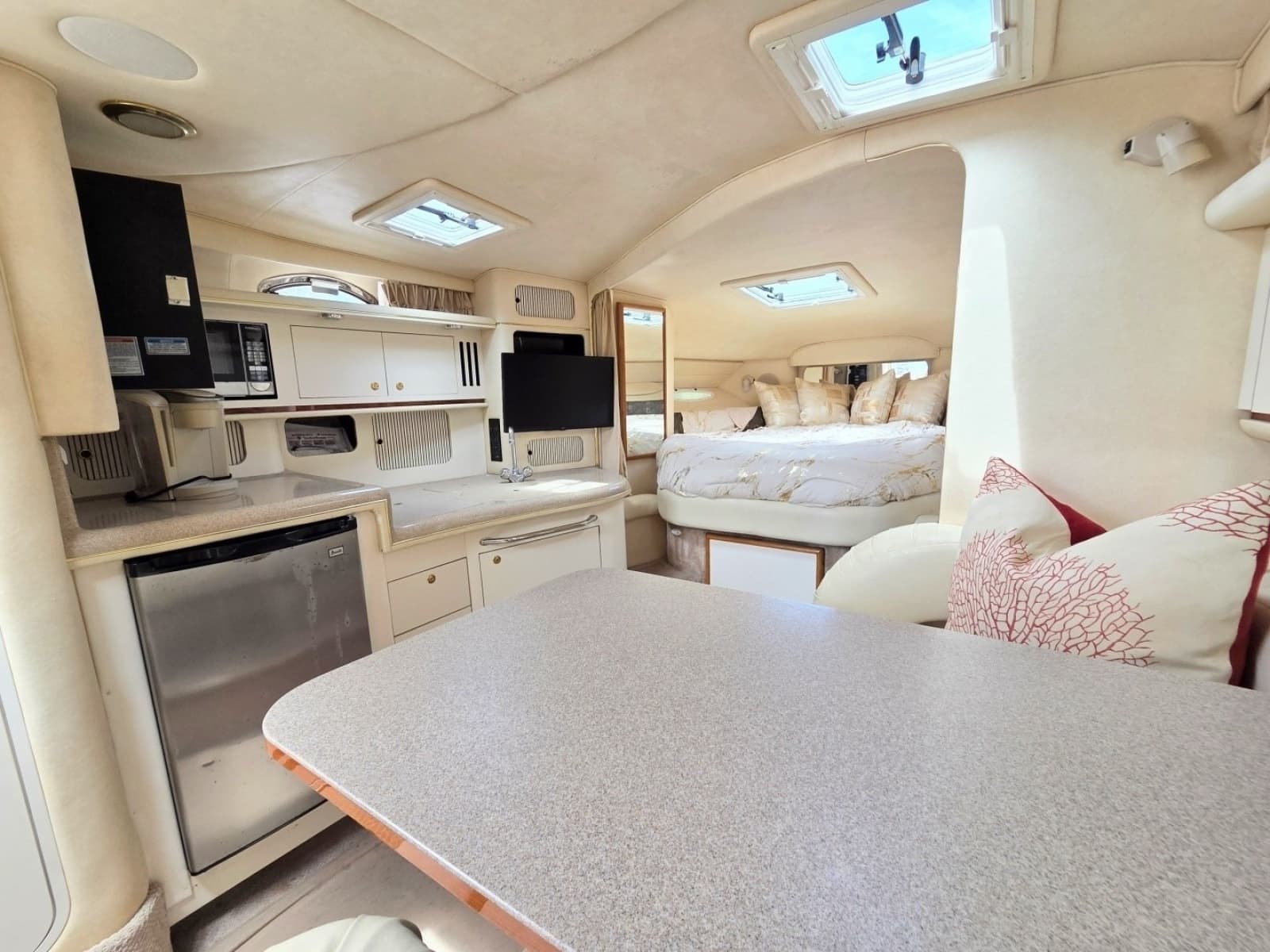2000 Sea Ray 340 Sundancer - Photo 12