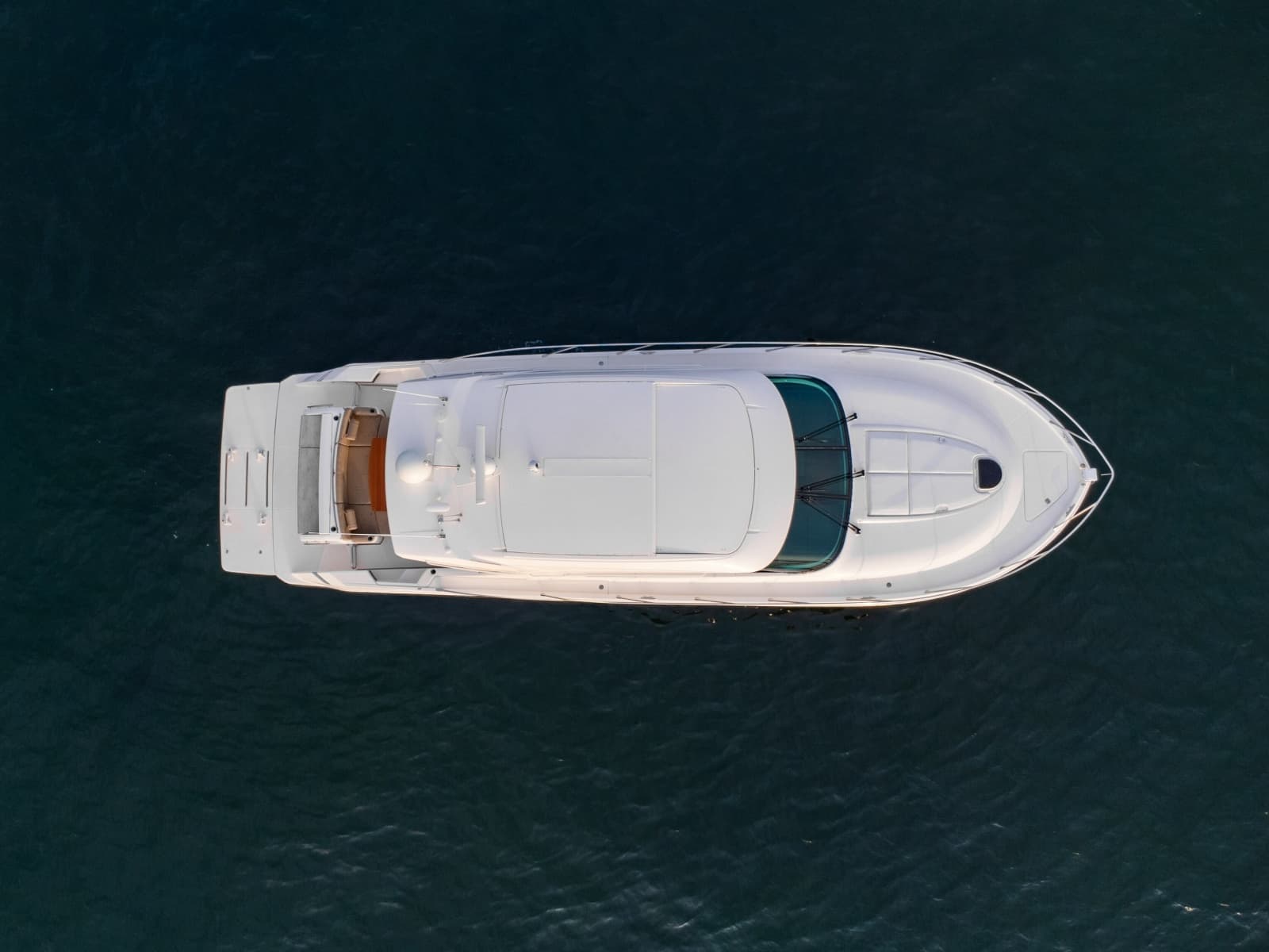 2017 Tiara Yachts C53 Coupe - Photo 38