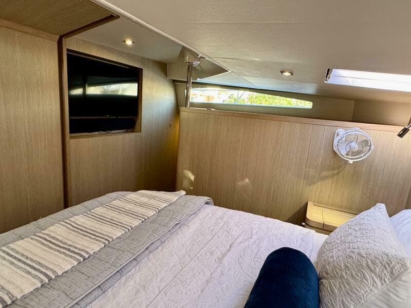 2022 Aquila Power Catamaran - Photo 14