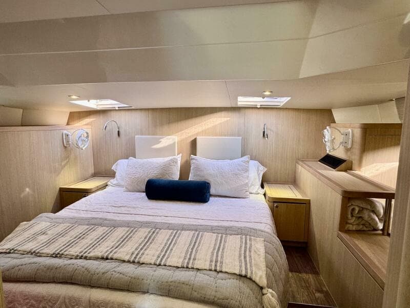 2022 Aquila Power Catamaran - Photo 13