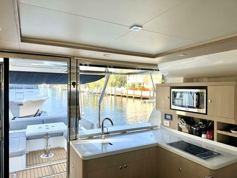 2022 Aquila Power Catamaran - Photo 6