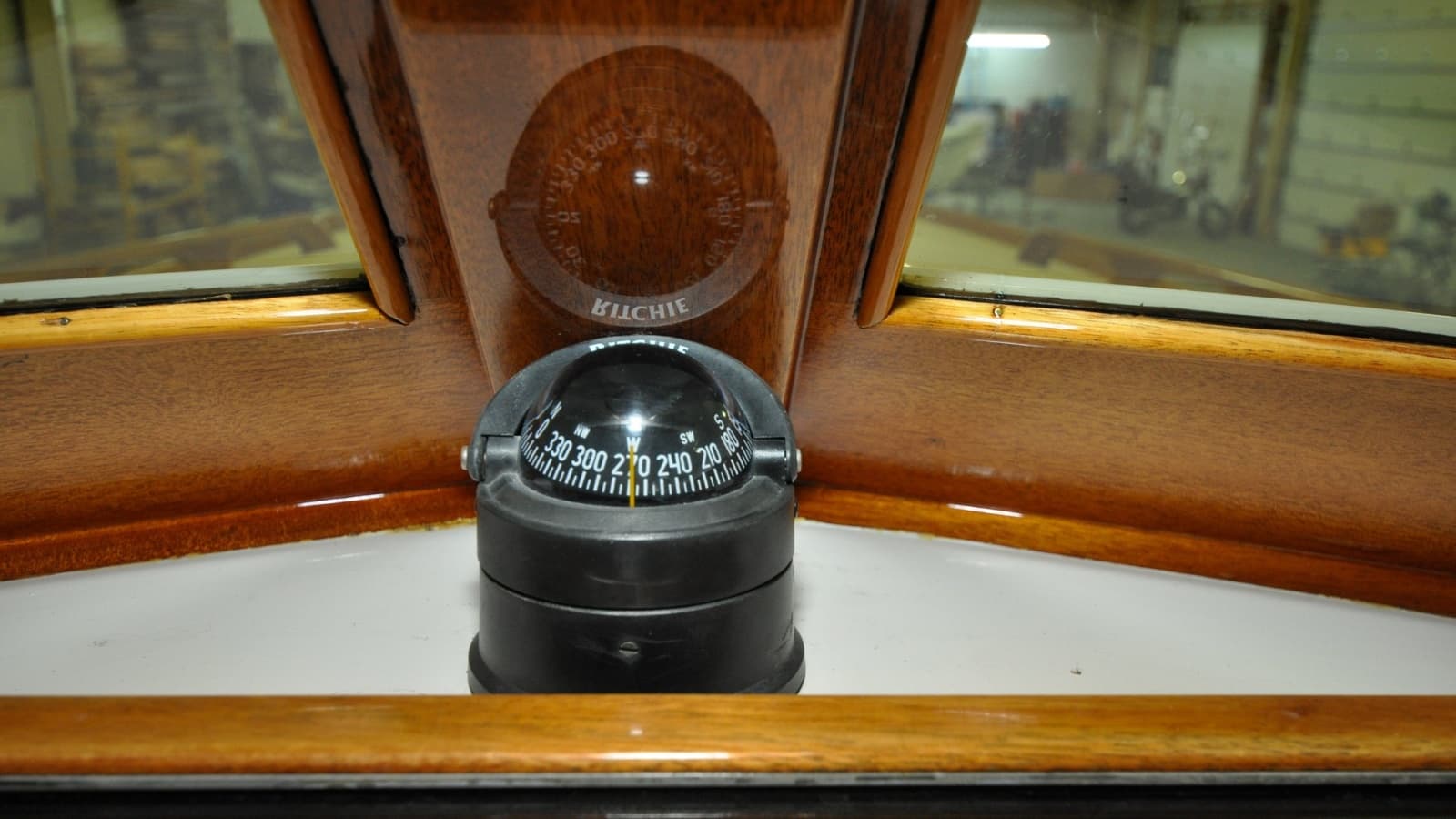 2002 Lyman-Morse Monhegan 30 - Photo 33
