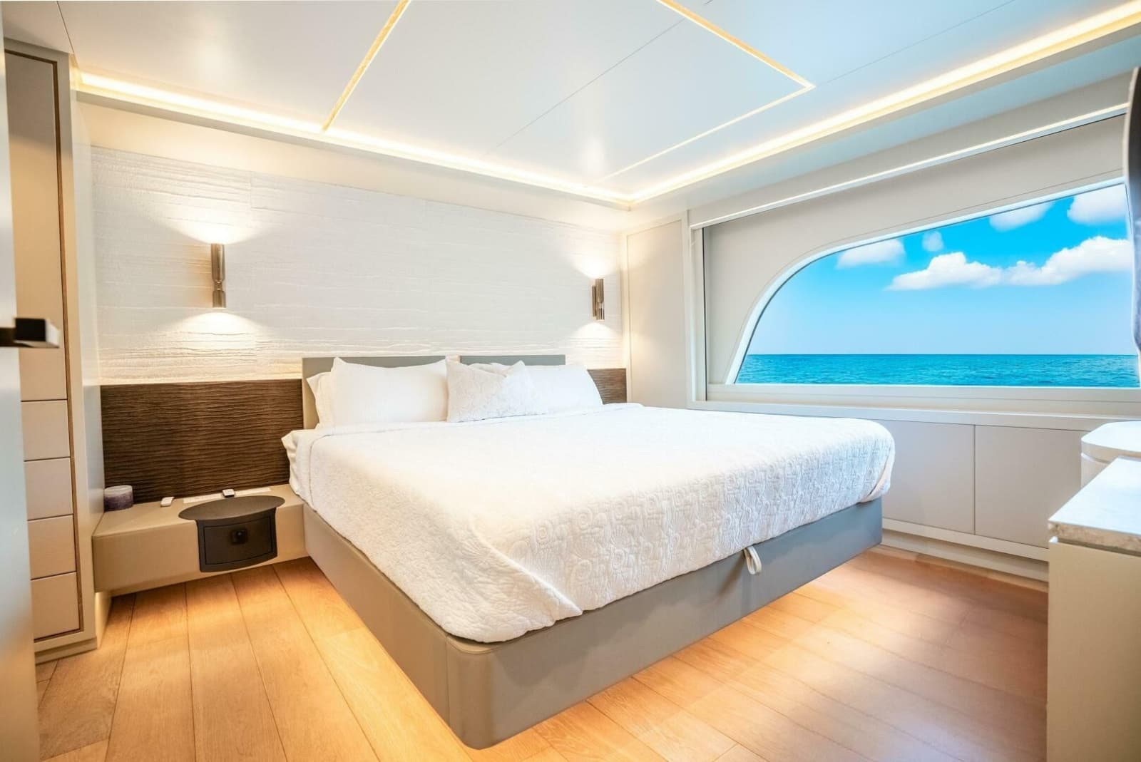 2019 Van der Valk LeVen 90 - Photo 42