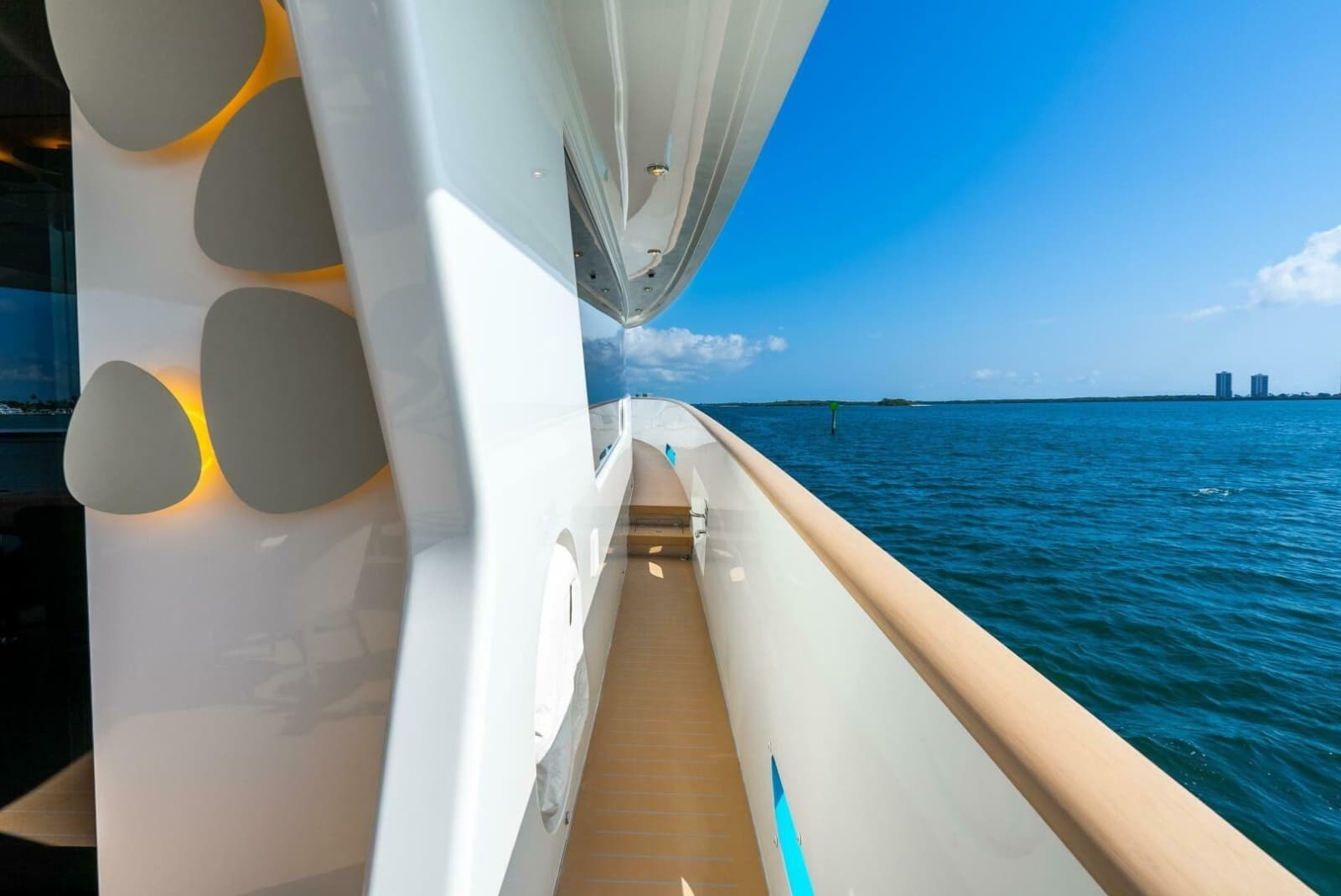 2019 Van der Valk LeVen 90 - Photo 33