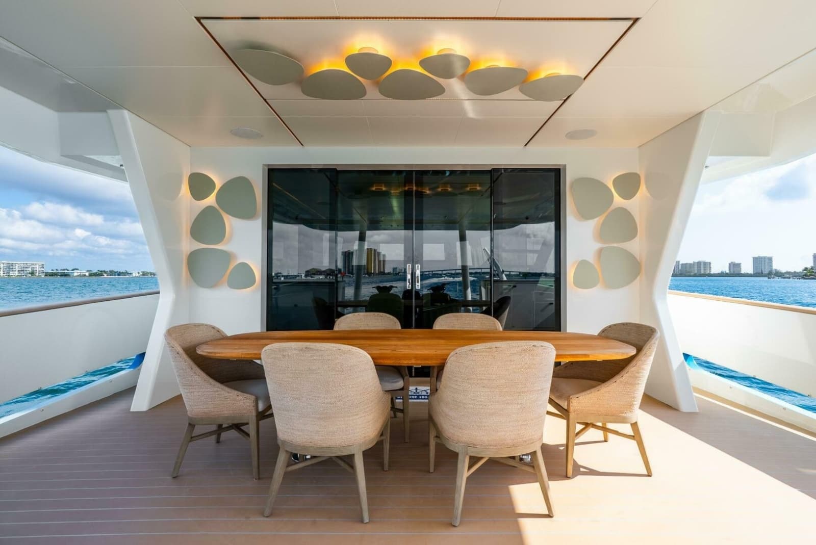 2019 Van der Valk LeVen 90 - Photo 32