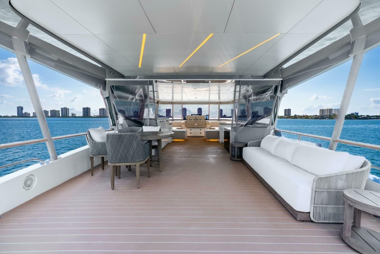 2019 Van der Valk LeVen 90 - Photo 16