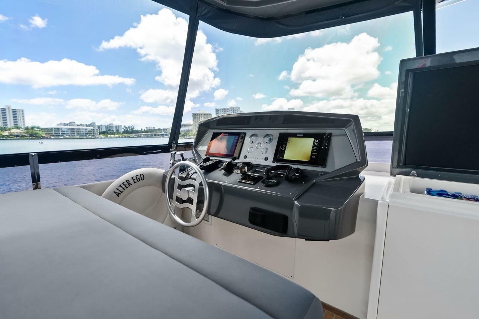 2018 Ferretti Yachts 850 Motoryacht - Photo 33