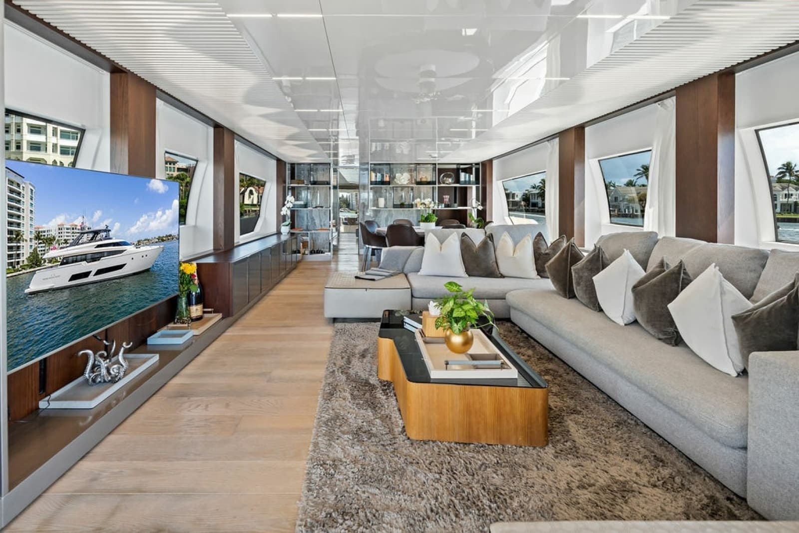 2018 Ferretti Yachts 850 Motoryacht - Photo 40