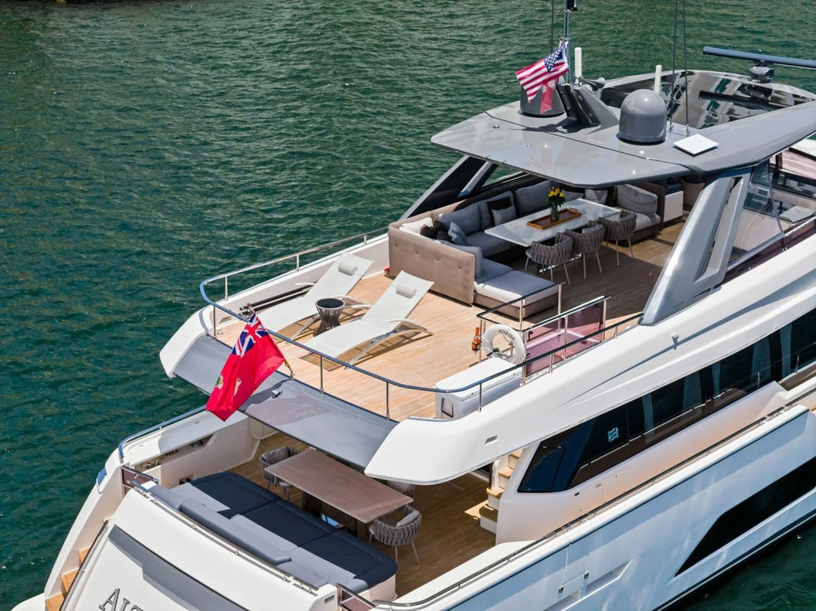 2018 Ferretti Yachts 850 Motoryacht - Photo 8