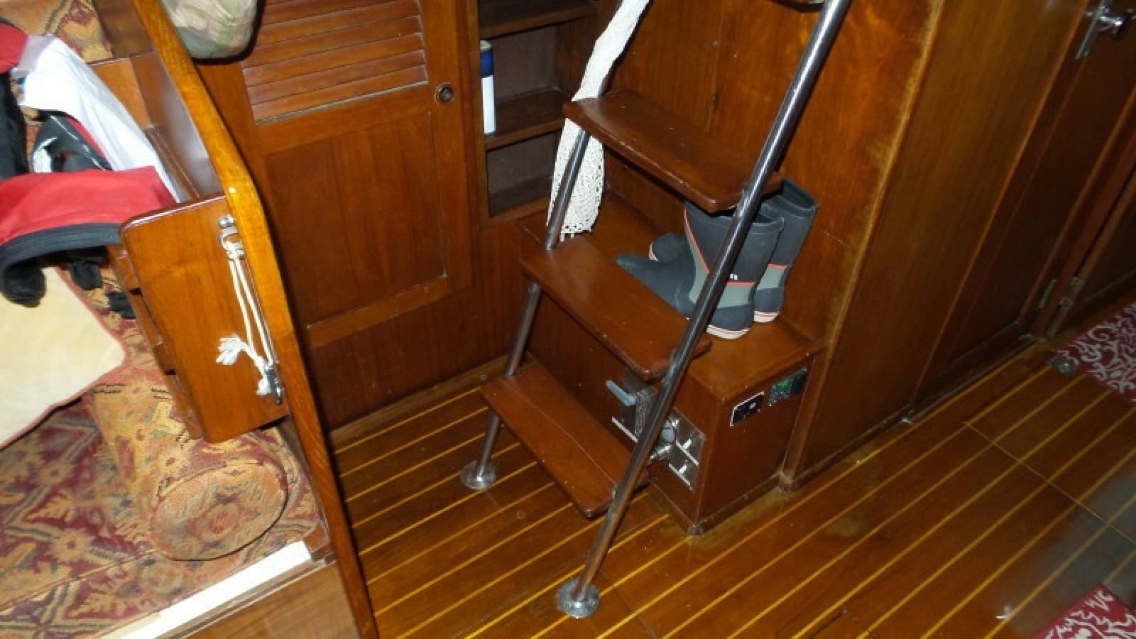 1981 Pearson 424 Ketch - Photo 48