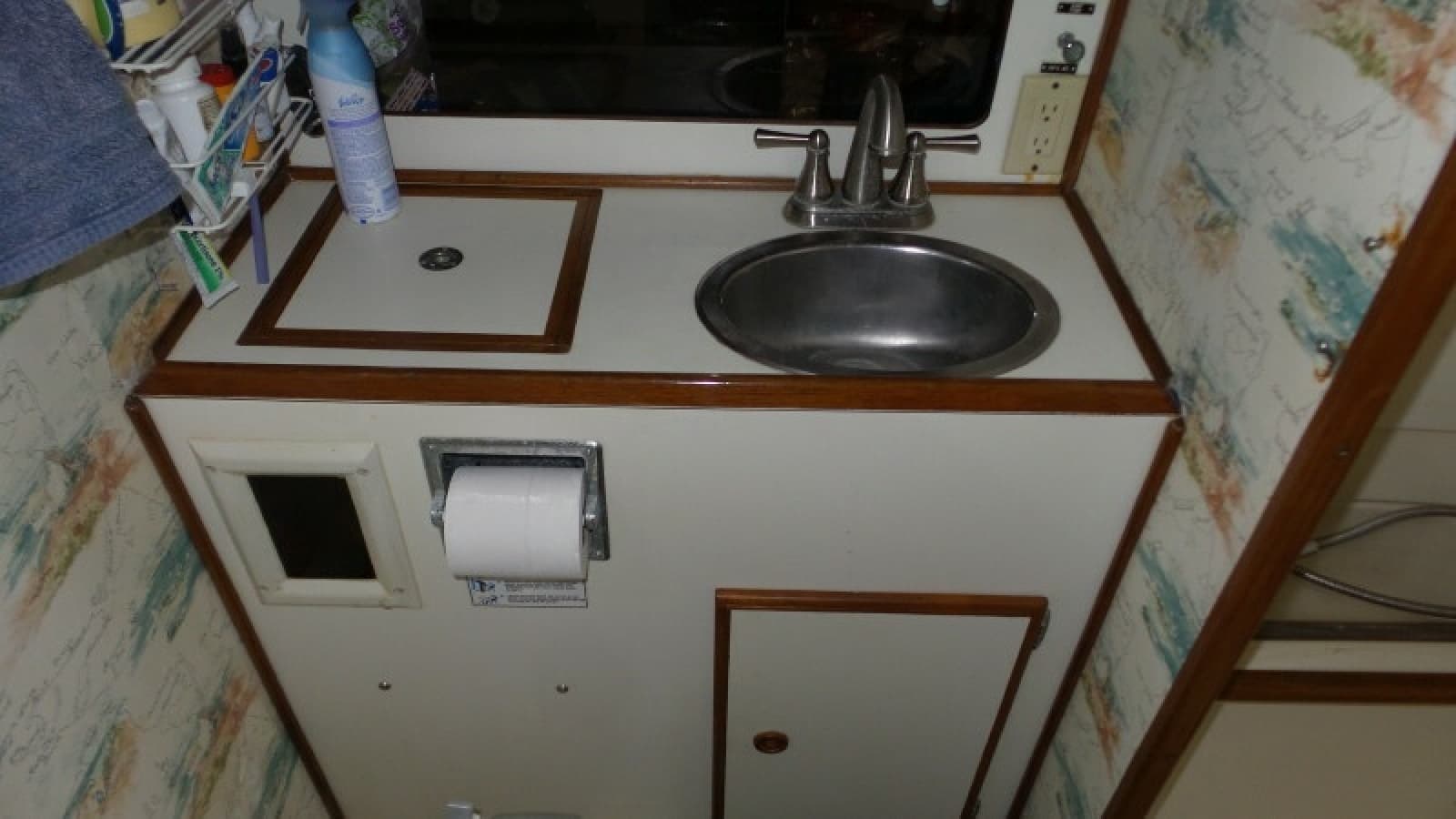 1981 Pearson 424 Ketch - Photo 55