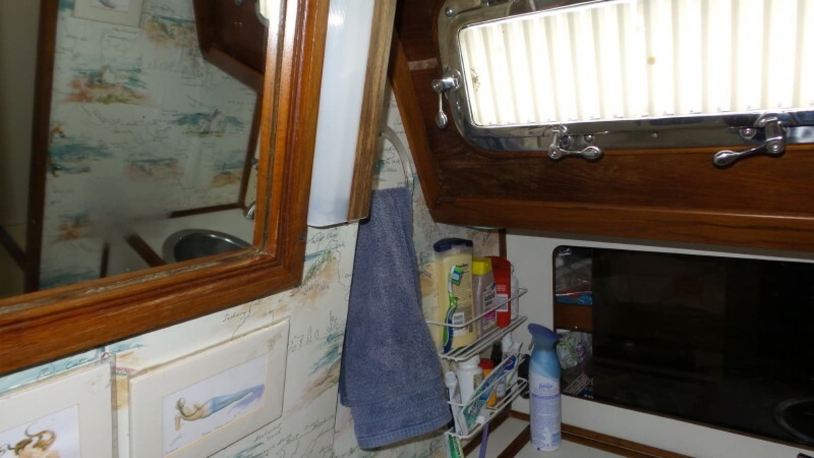 1981 Pearson 424 Ketch - Photo 58