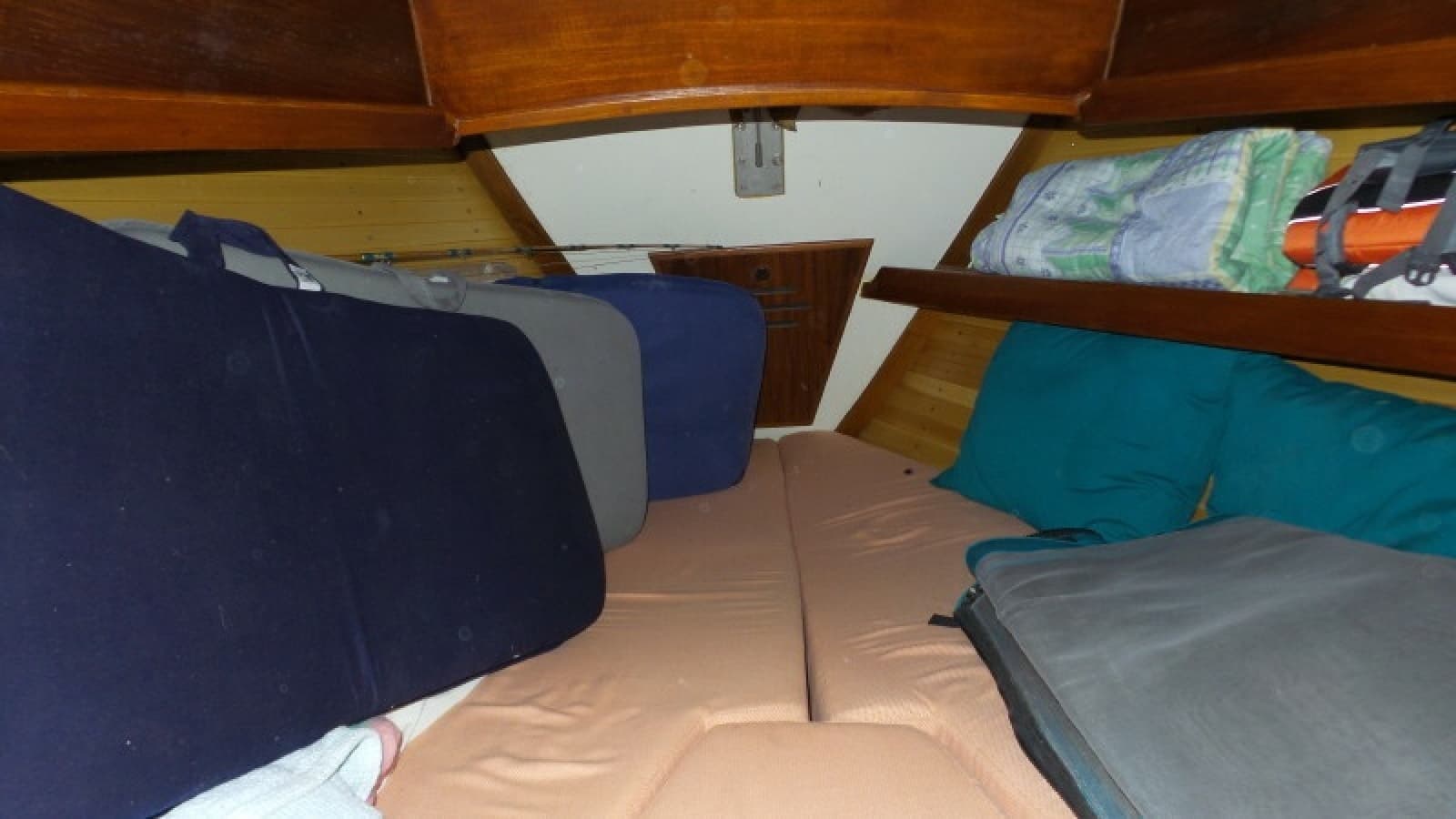 1981 Pearson 424 Ketch - Photo 40