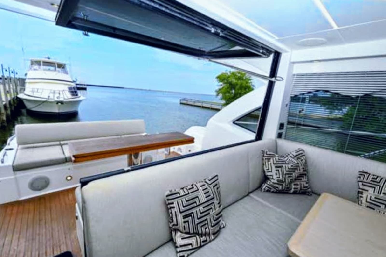 2019 Sunseeker 50 Predator - Photo 18