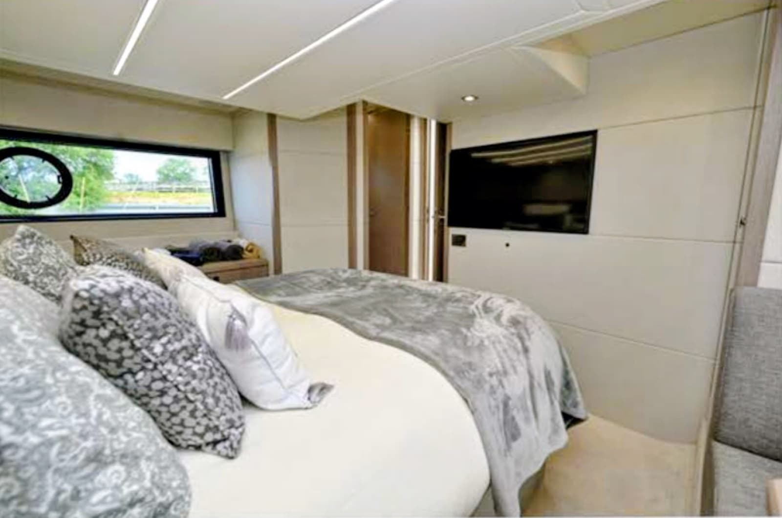 2019 Sunseeker 50 Predator - Photo 40