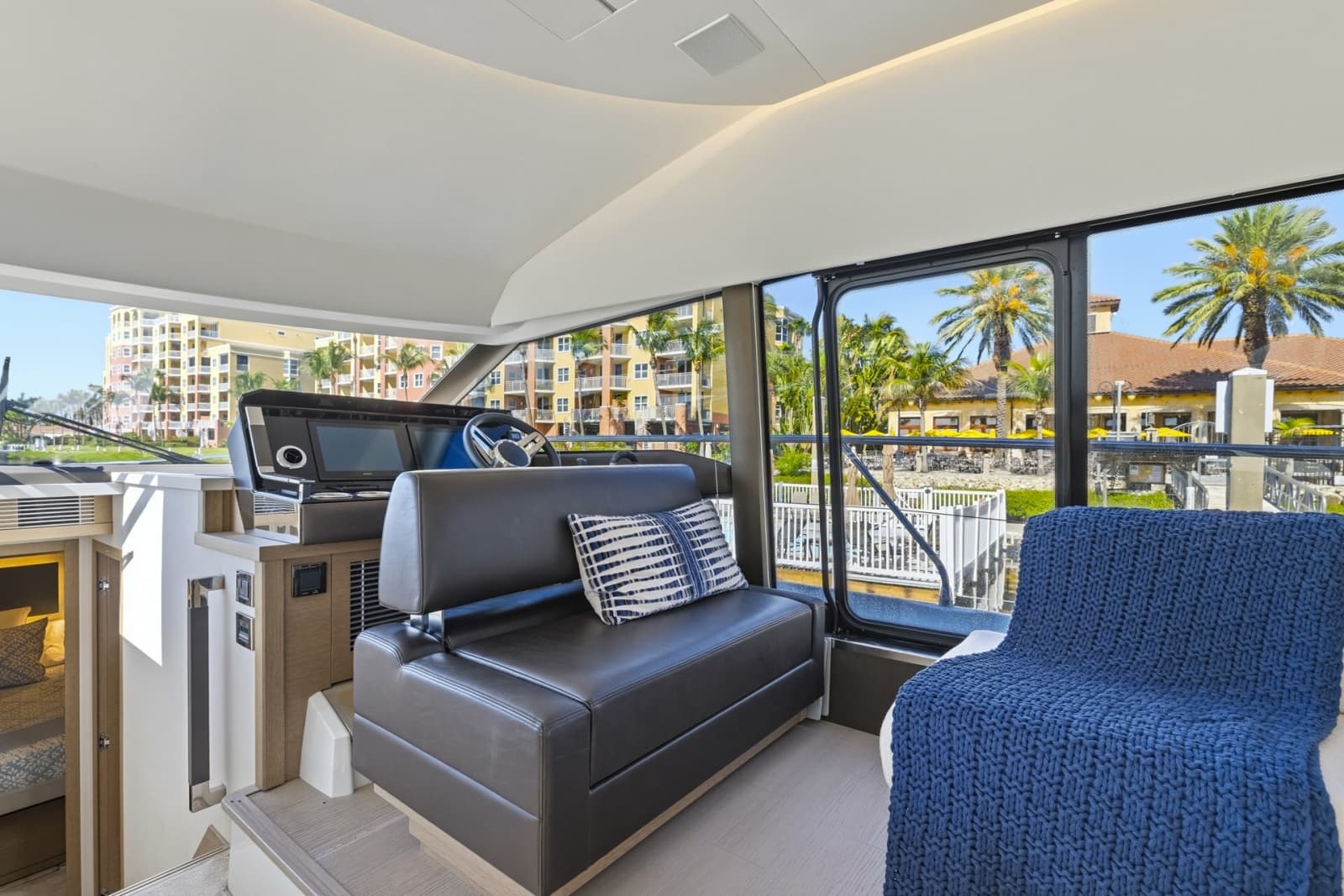 2022 Prestige 52 Fly - Photo 70